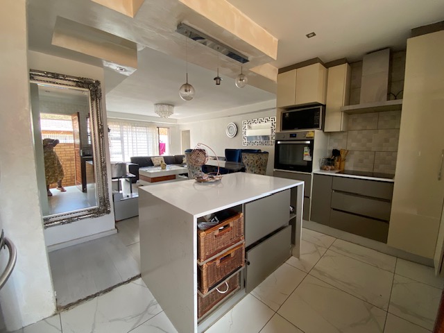 3 Bedroom Property for Sale in Princess A H Gauteng