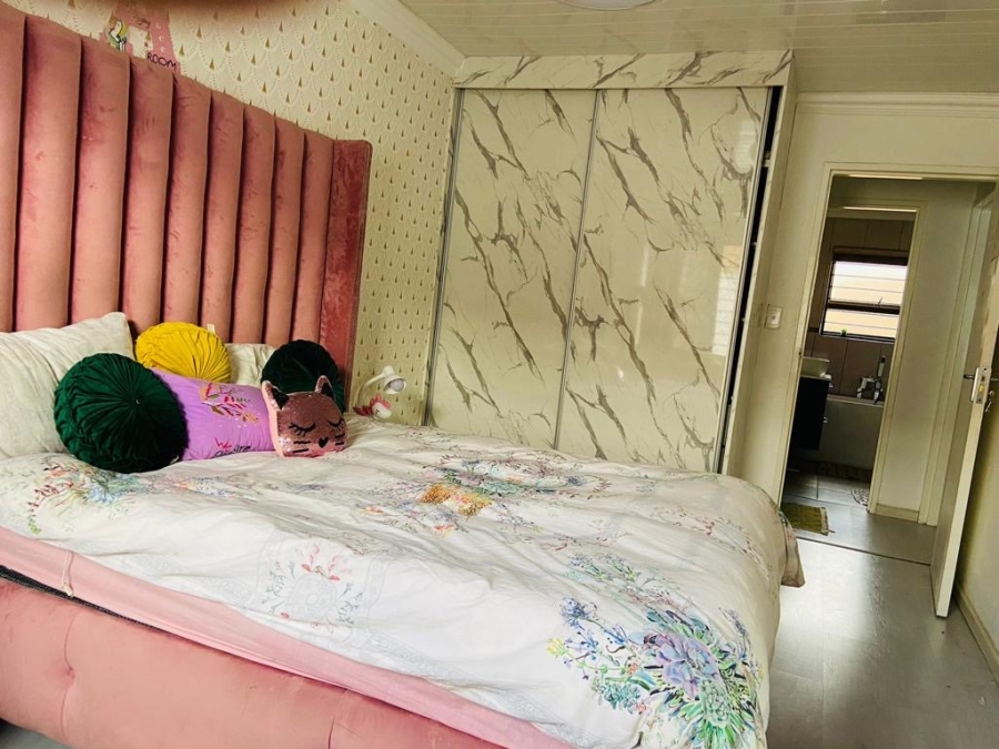 3 Bedroom Property for Sale in Princess A H Gauteng