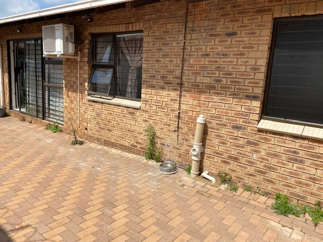 3 Bedroom Property for Sale in Princess A H Gauteng