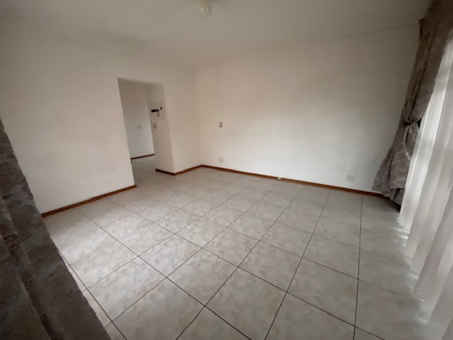 4 Bedroom Property for Sale in Mackenzie Park Gauteng