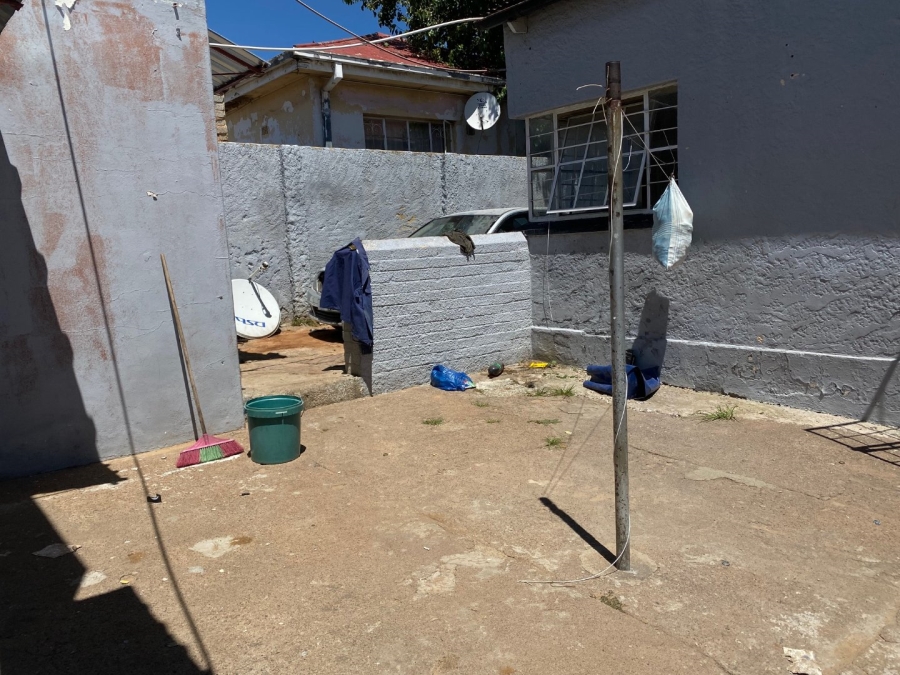 7 Bedroom Property for Sale in Regents Park Gauteng