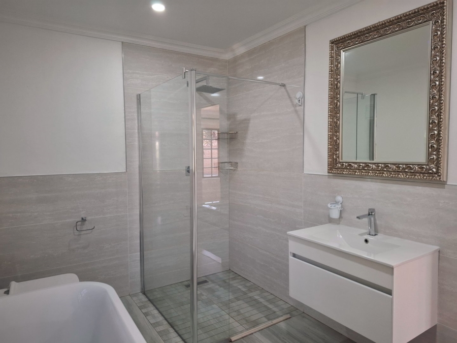 4 Bedroom Property for Sale in Clubview West Gauteng