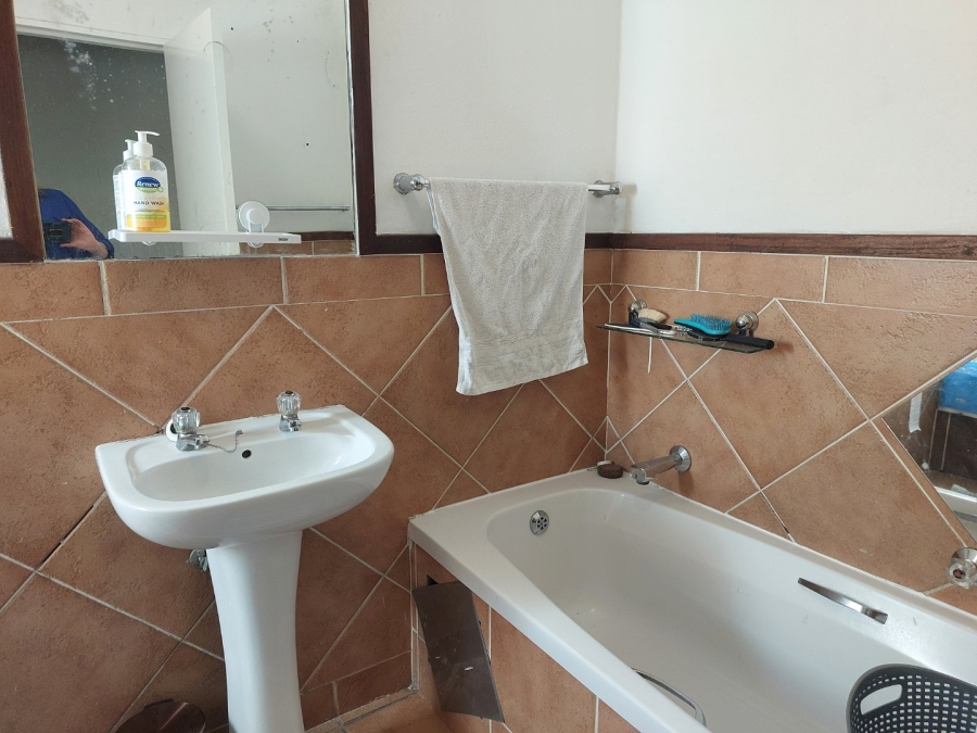 2 Bedroom Property for Sale in Sunninghill Gauteng