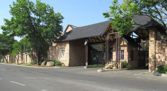 2 Bedroom Property for Sale in Sunninghill Gauteng