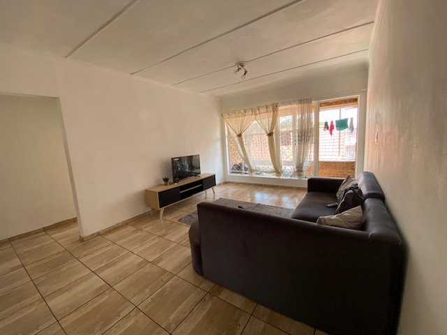 2 Bedroom Property for Sale in Casseldale Gauteng