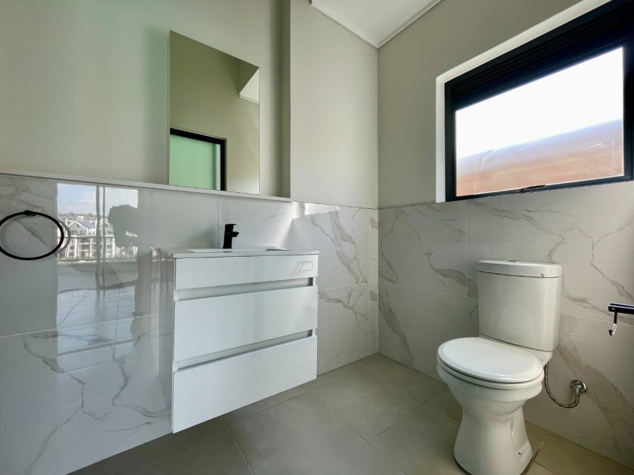 To Let 3 Bedroom Property for Rent in Waterfall Gauteng