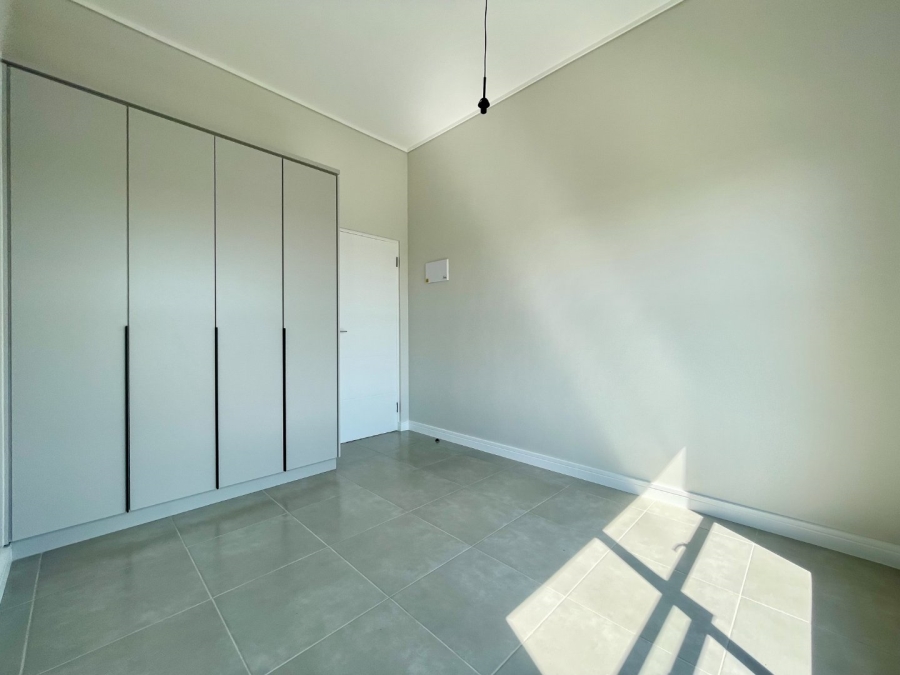 To Let 3 Bedroom Property for Rent in Waterfall Gauteng