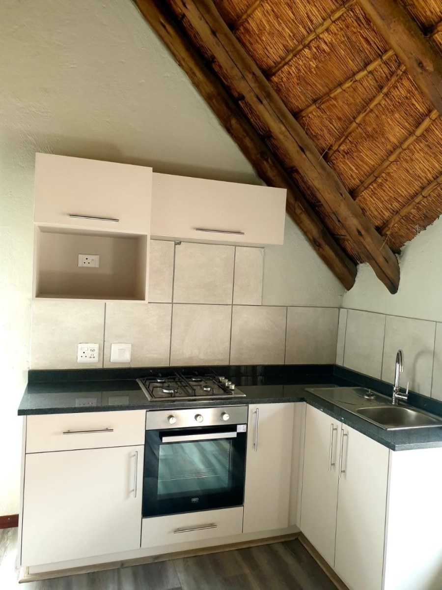 To Let 1 Bedroom Property for Rent in Knoppieslaagte Gauteng