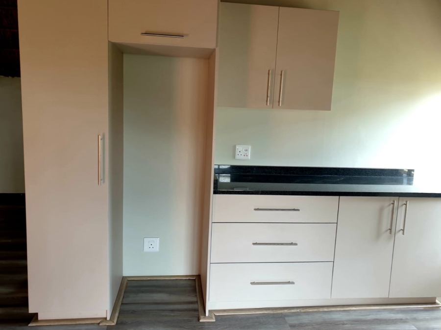 To Let 1 Bedroom Property for Rent in Knoppieslaagte Gauteng
