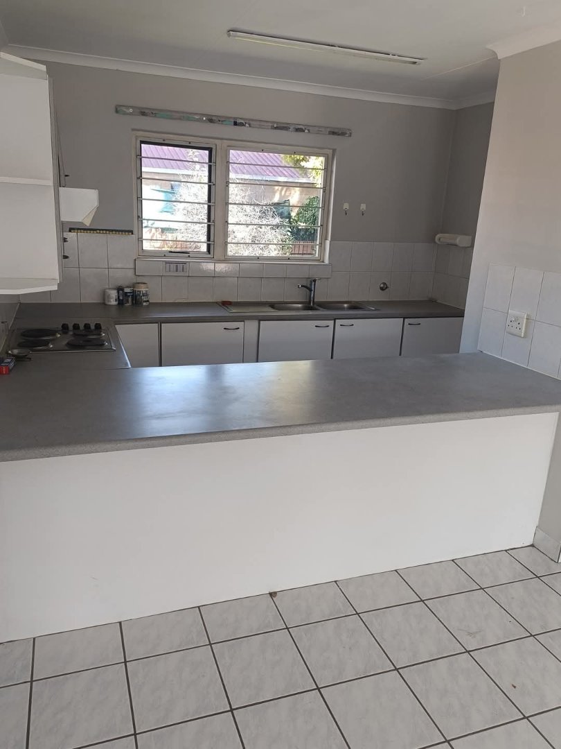 2 Bedroom Property for Sale in Die Hoewes Gauteng