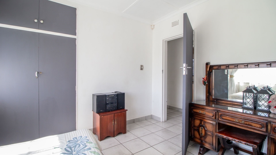 3 Bedroom Property for Sale in Bonaero Park Gauteng