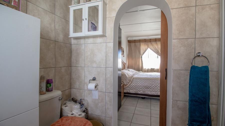 3 Bedroom Property for Sale in Bonaero Park Gauteng