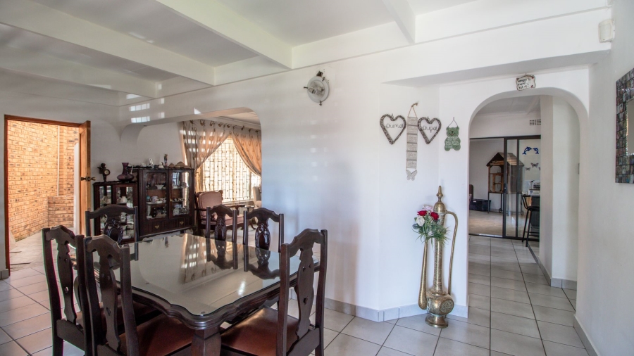 3 Bedroom Property for Sale in Bonaero Park Gauteng