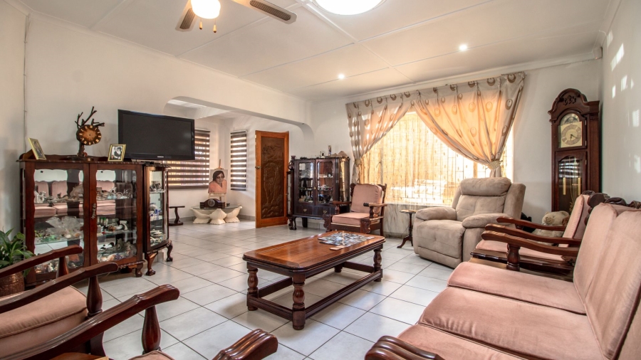 3 Bedroom Property for Sale in Bonaero Park Gauteng