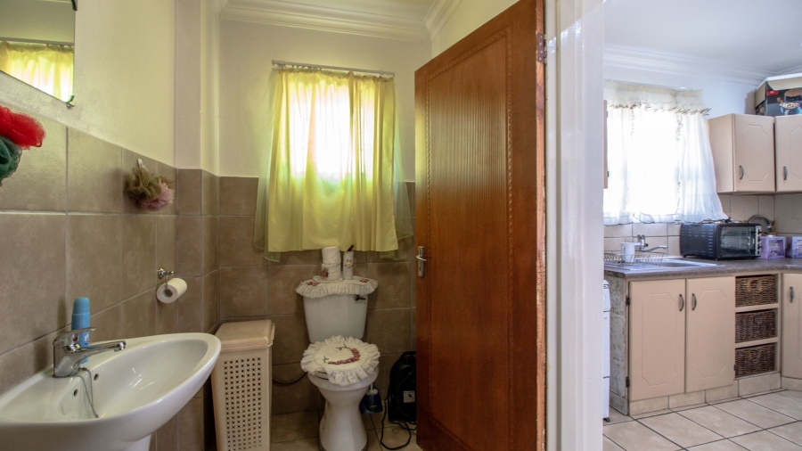 3 Bedroom Property for Sale in Bonaero Park Gauteng