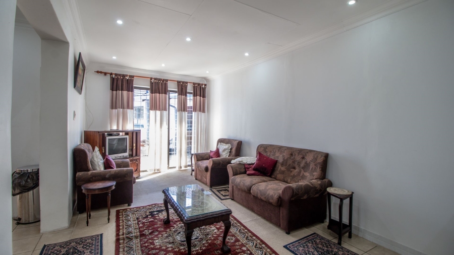 3 Bedroom Property for Sale in Bonaero Park Gauteng