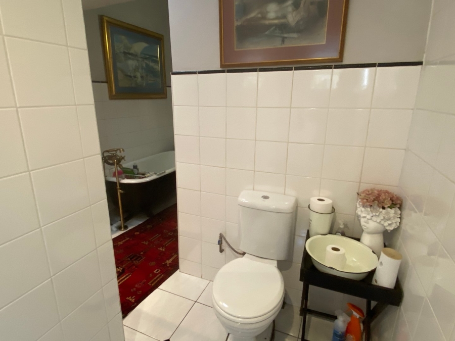 3 Bedroom Property for Sale in Riviera Gauteng