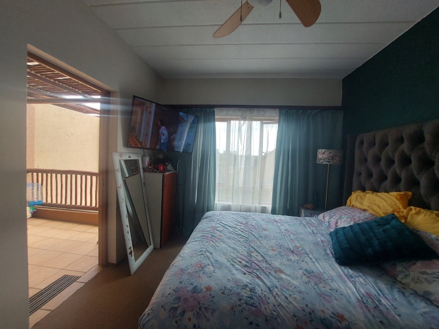 2 Bedroom Property for Sale in Douglasdale Gauteng