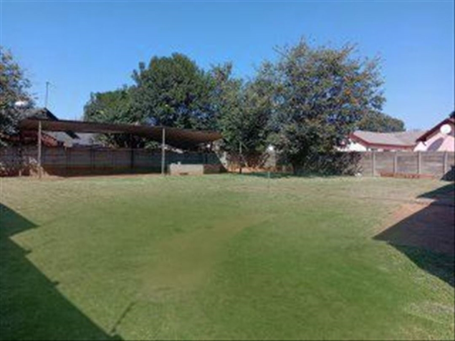 3 Bedroom Property for Sale in Crystal Park Gauteng