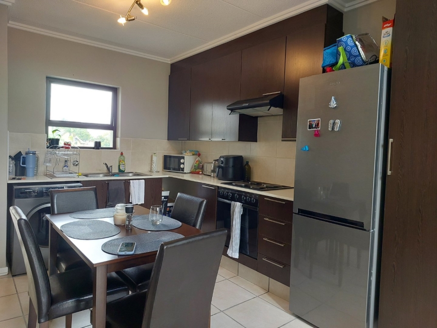 2 Bedroom Property for Sale in Douglasdale Gauteng