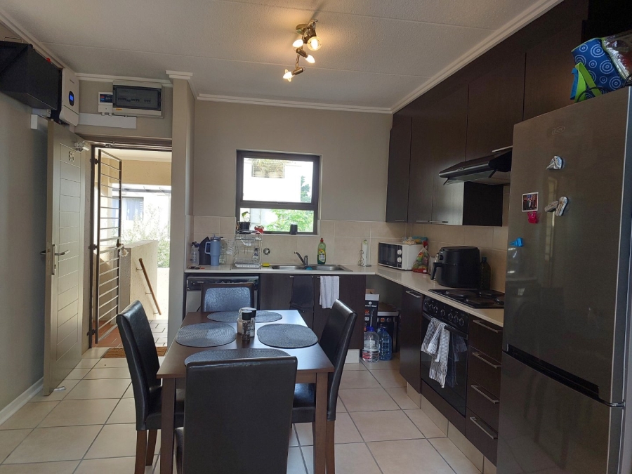 2 Bedroom Property for Sale in Douglasdale Gauteng