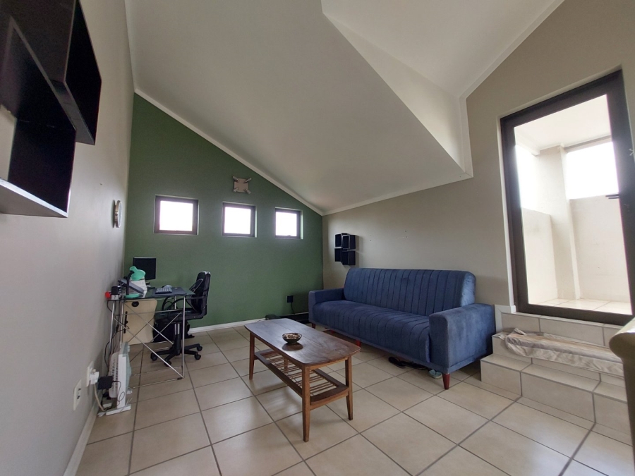 2 Bedroom Property for Sale in Douglasdale Gauteng