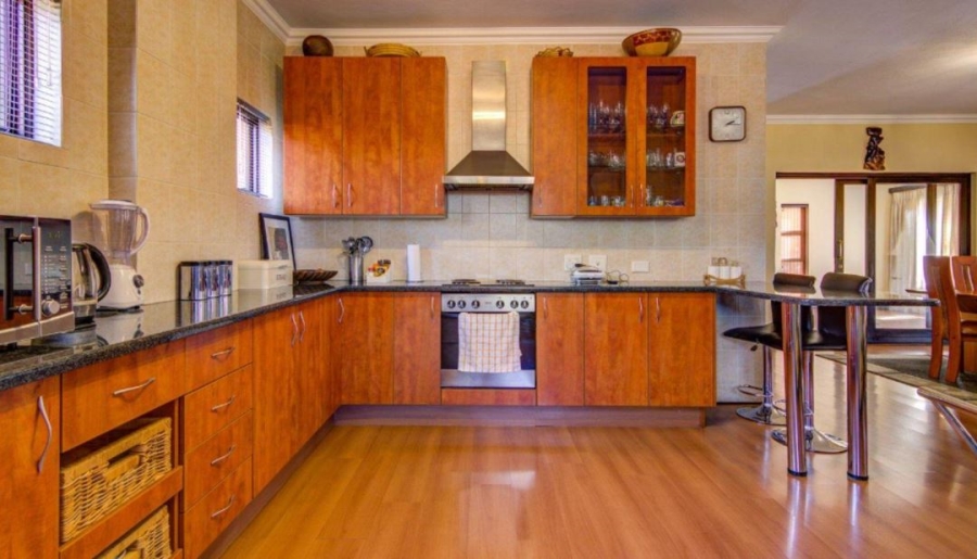 4 Bedroom Property for Sale in Greenstone Hill Gauteng
