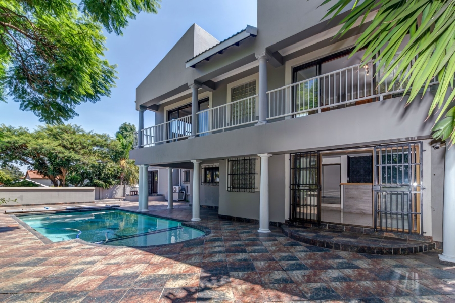 5 Bedroom Property for Sale in Douglasdale Gauteng