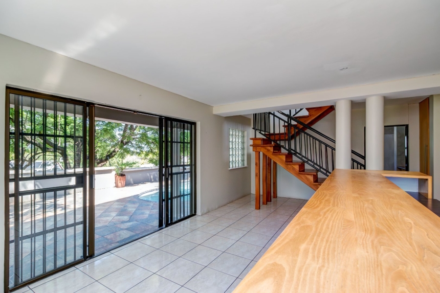 5 Bedroom Property for Sale in Douglasdale Gauteng