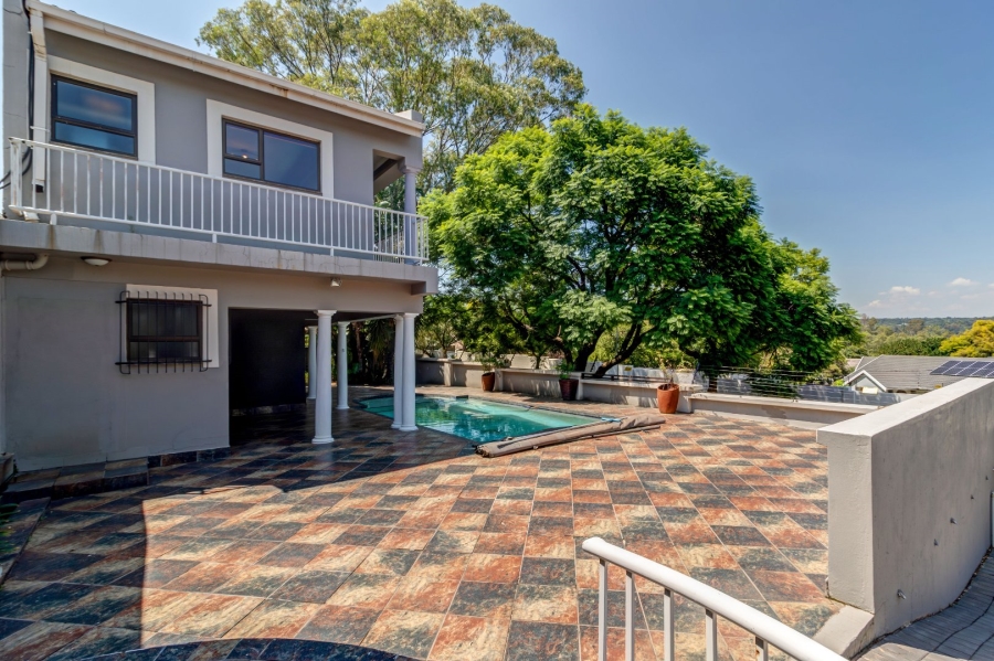 5 Bedroom Property for Sale in Douglasdale Gauteng