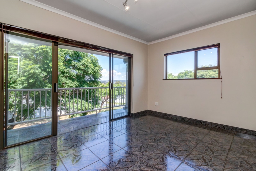 5 Bedroom Property for Sale in Douglasdale Gauteng