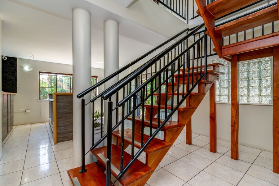 5 Bedroom Property for Sale in Douglasdale Gauteng