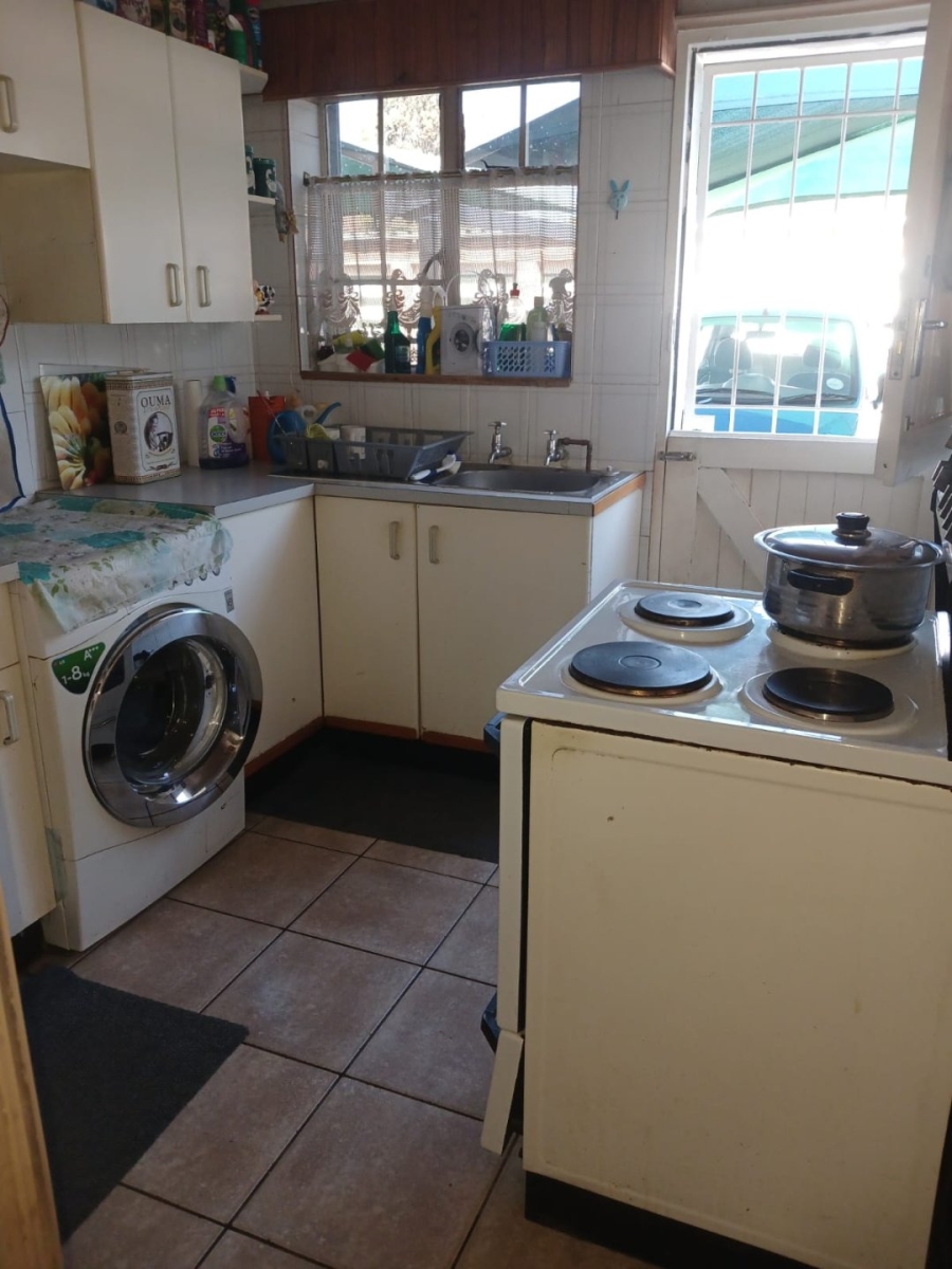 2 Bedroom Property for Sale in Rhodesfield Gauteng
