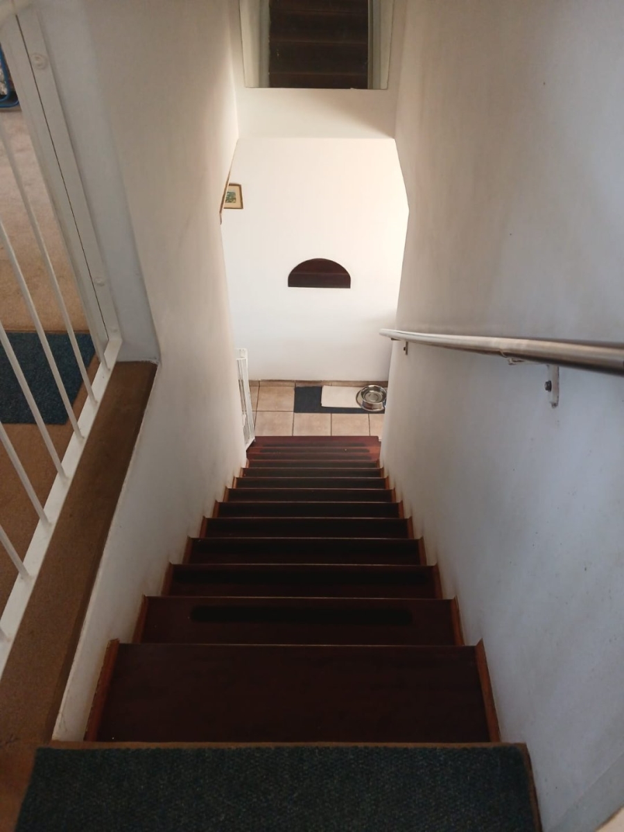 2 Bedroom Property for Sale in Rhodesfield Gauteng