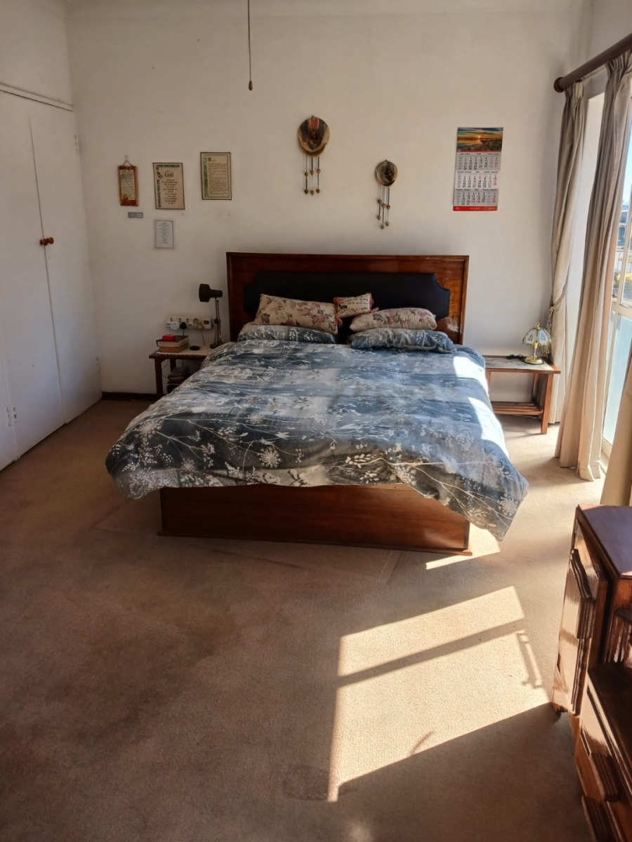 2 Bedroom Property for Sale in Rhodesfield Gauteng