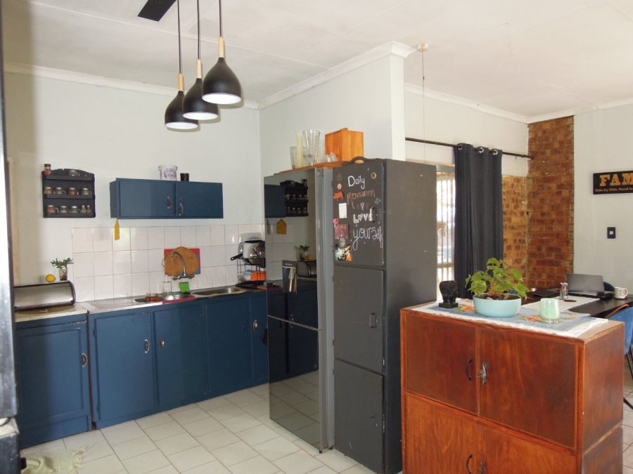 3 Bedroom Property for Sale in Rooihuiskraal Gauteng