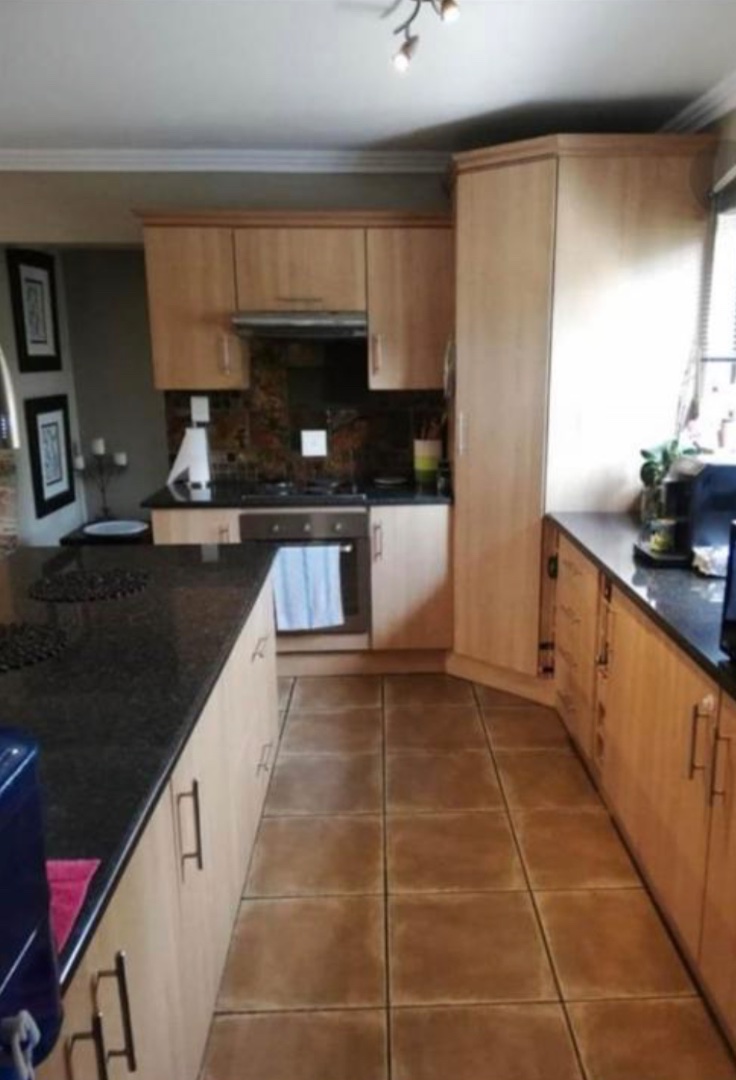 To Let 3 Bedroom Property for Rent in Craigavon Gauteng