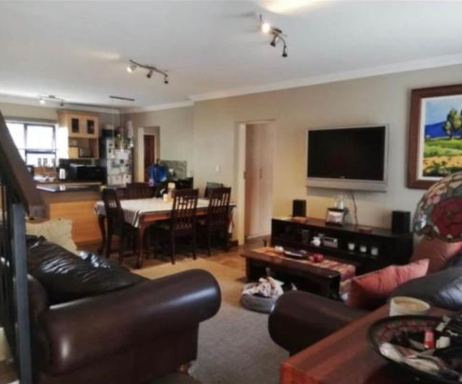 To Let 3 Bedroom Property for Rent in Craigavon Gauteng