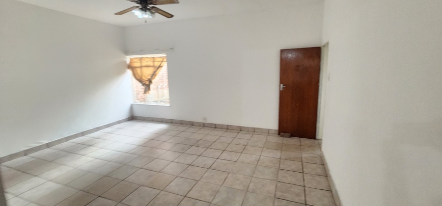 To Let 3 Bedroom Property for Rent in Laudium Gauteng