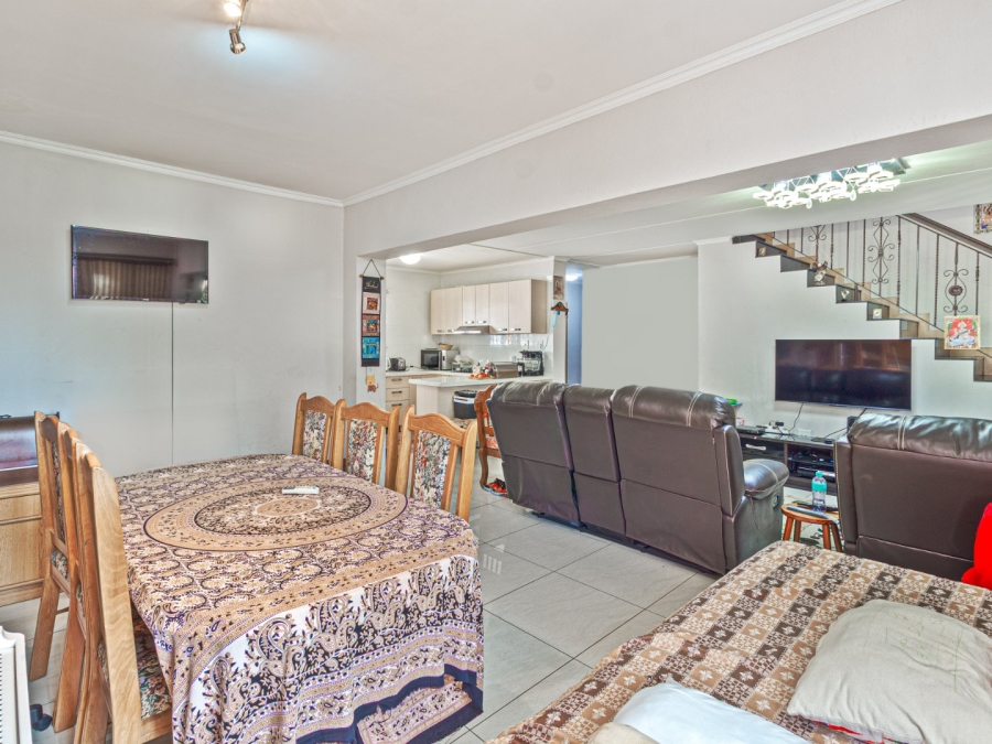 3 Bedroom Property for Sale in Carlswald Gauteng
