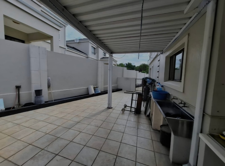 3 Bedroom Property for Sale in Carlswald Gauteng