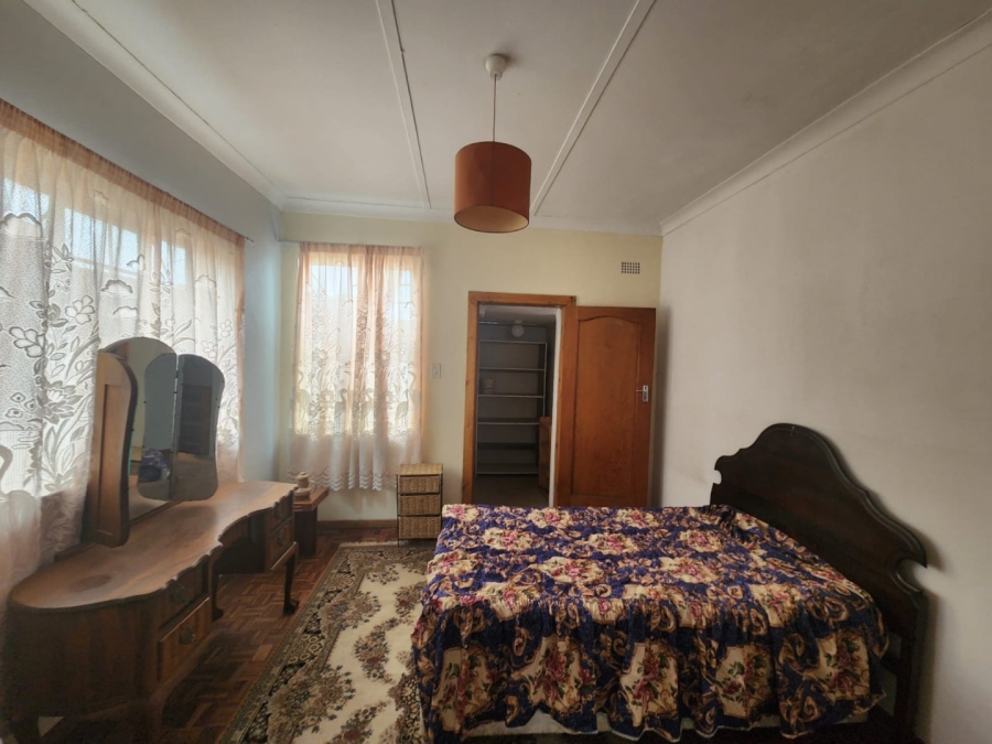6 Bedroom Property for Sale in Bezuidenhout Valley Gauteng