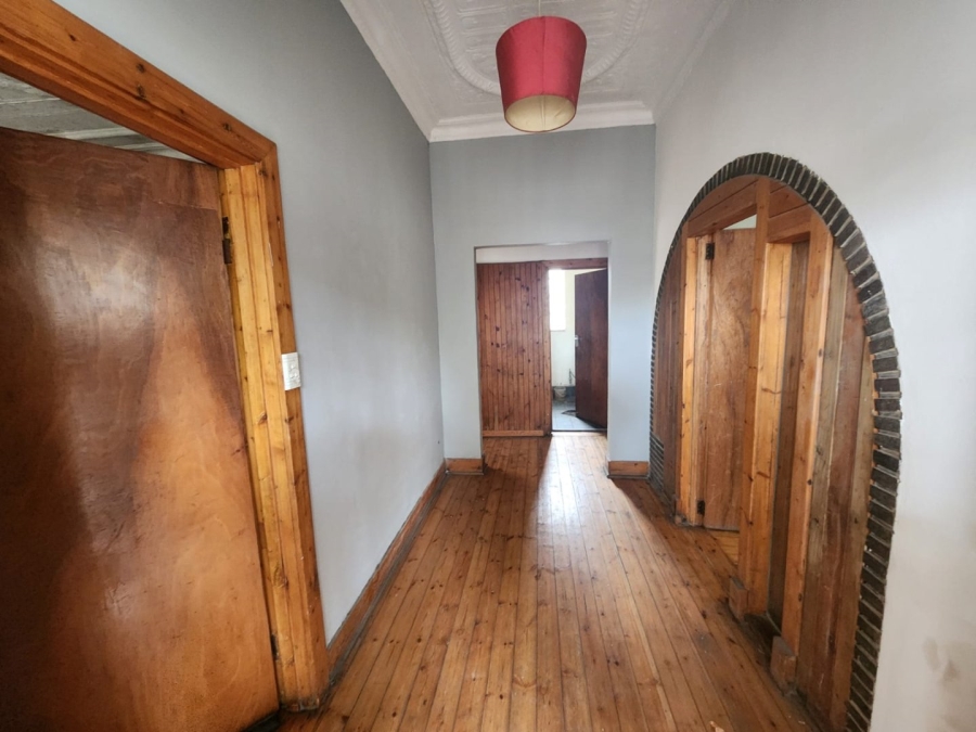 6 Bedroom Property for Sale in Bezuidenhout Valley Gauteng