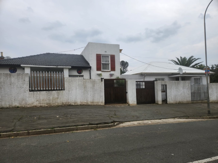 6 Bedroom Property for Sale in Bezuidenhout Valley Gauteng