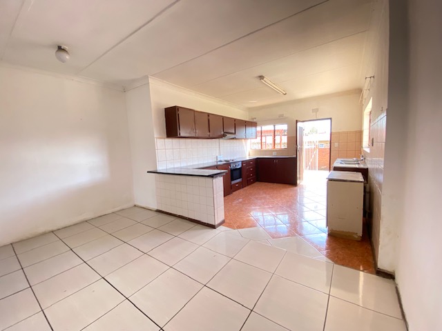 4 Bedroom Property for Sale in Paul Krugersoord Gauteng
