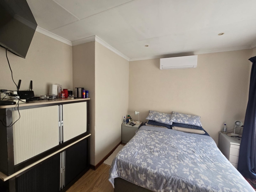 2 Bedroom Property for Sale in Annlin Gauteng