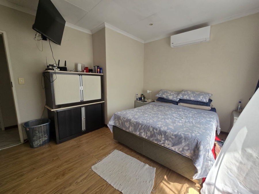 2 Bedroom Property for Sale in Annlin Gauteng