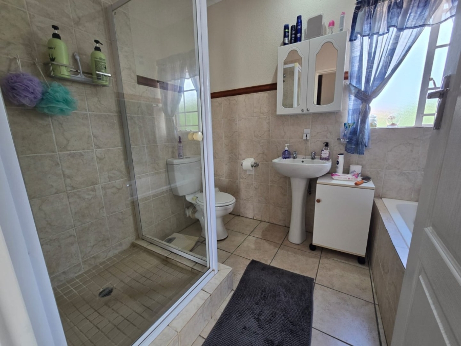 2 Bedroom Property for Sale in Annlin Gauteng