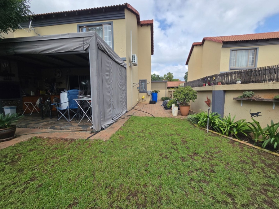2 Bedroom Property for Sale in Annlin Gauteng