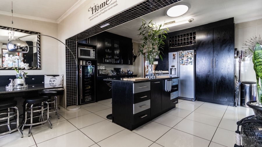 3 Bedroom Property for Sale in Kensington Gauteng